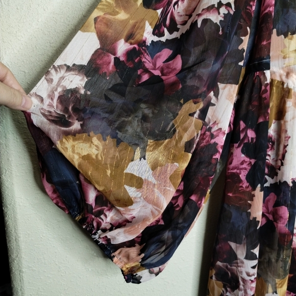 Torrid Tie Front Maxi Kimono In Dasha Ditsy Floral Deep Black Plus Size 4X - Picture 3 of 9